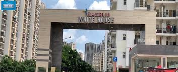 Maxblis White House